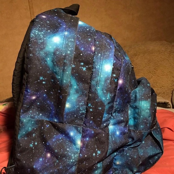 Jansport Backpack - Picture 4 of 4